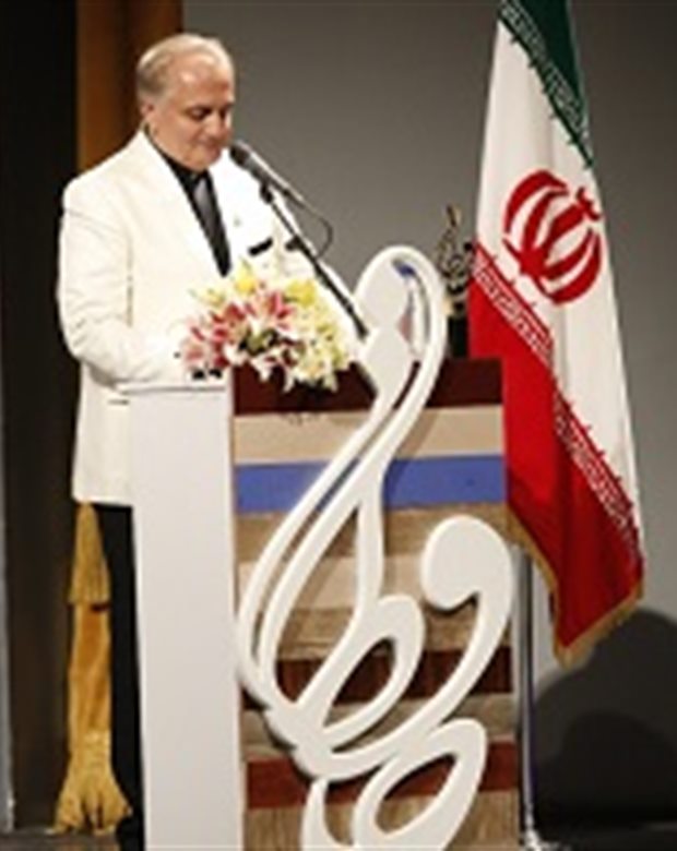 علی معلم